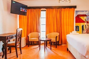 Real Colonial Hotel