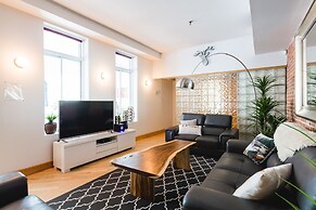 MTLVacationRentals - The City Chalet