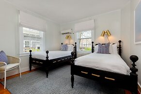 Periwinkle Inn