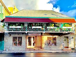 Seaview Inn