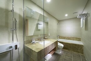 Benikea Jungmun Hotel