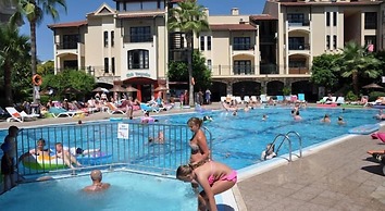 Club Turquoise Apartments