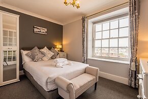 The Falcon Hotel