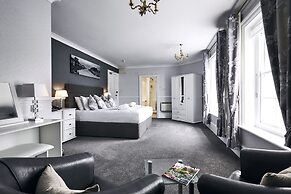 The Falcon Hotel