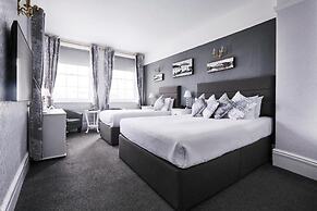 The Falcon Hotel