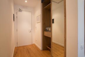 Floris Hotel