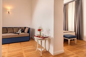 Floris Hotel