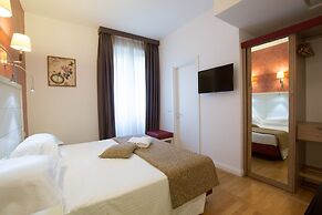 Floris Hotel