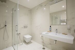 Floris Hotel