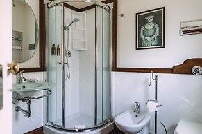 B&B Triskéles
