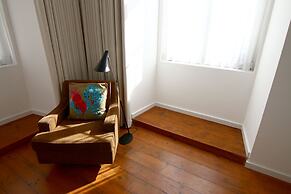 The 8 Downtown Suites