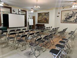 Inn Galerias Hotel