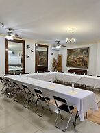 Inn Galerias Hotel