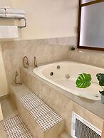 Inn Galerias Hotel