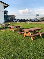Voyageur Motel