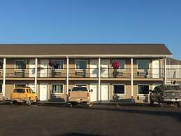 Voyageur Motel