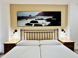 Apartamentos Frontera