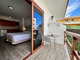 Apartamentos Frontera