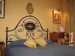 Hotel Santiago