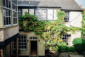 The Crown & Thistle