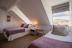 Ouse Bridge House