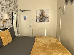 The Inglewood Hotel