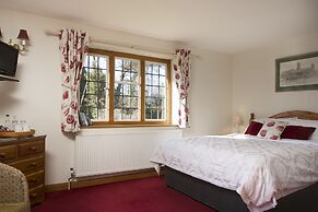Iffin Farmhouse Accommodation