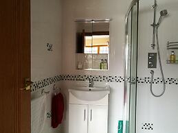 Iffin Farmhouse Accommodation