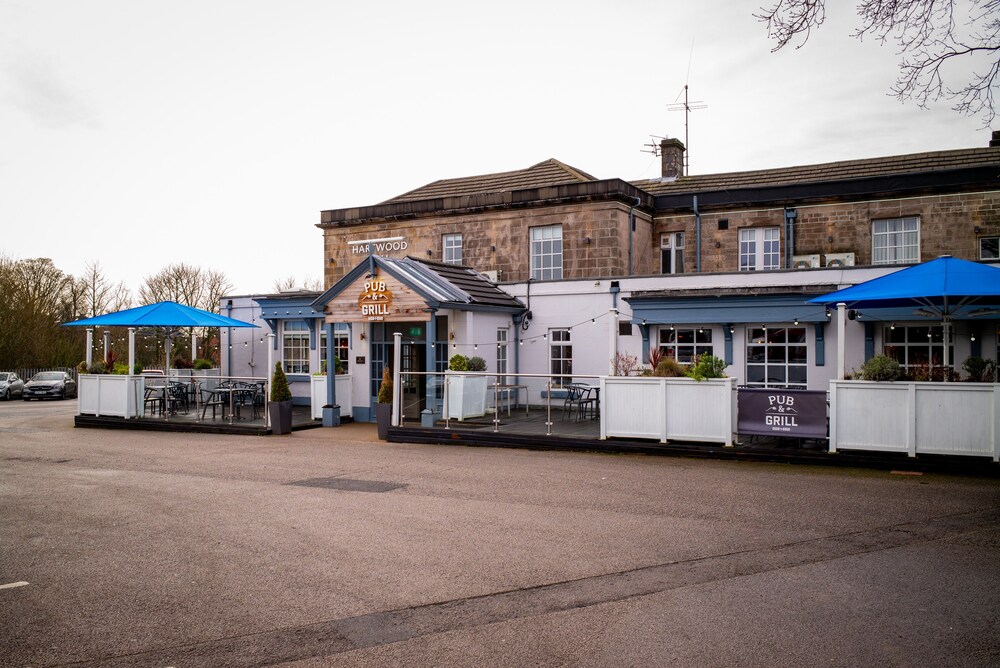 The Hartwood Hall Hotel by Greene King Inns