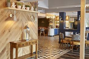 The Hartwood Hall Hotel by Greene King Inns