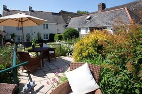 Yalbury Cottage