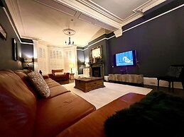 Amadeus Apartments