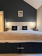 Amadeus Apartments