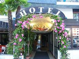 Hotel Serena