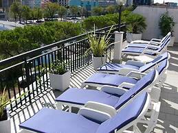 Hotel Serena