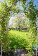 Woodcote Hotel
