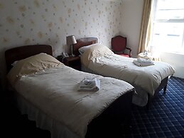 Royal Hotel
