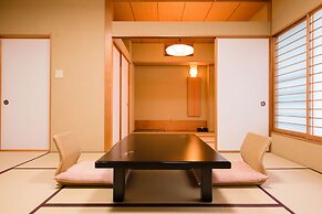 Hotel Hagoromo