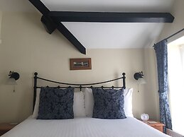 Longmead House