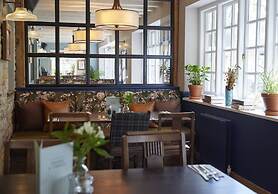 The Rose Revived By Chef and Brewer Collection