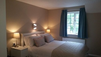 The Thatch Inn