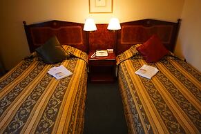 Dukes Hotel Nakasu