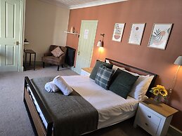 Eyre Court Hotel