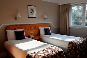 The Inn on the Lake Hotel