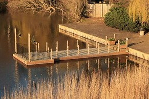 The Inn on the Lake Hotel