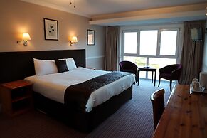 The Inn on the Lake Hotel