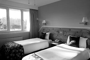 The Inn on the Lake Hotel