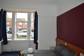 OYO Diamond Apartments Skegness