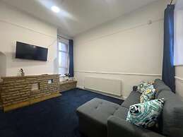 OYO Diamond Apartments Skegness