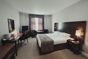 Cave Castle Hotel